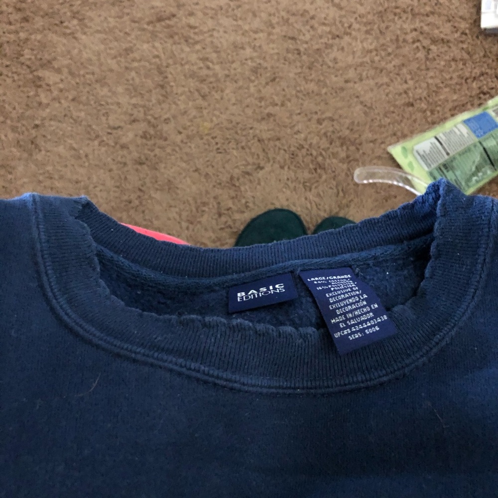 Basic Editions Blue Christmas Sweatshirt Sz. Lg. - Picture 4 of 6